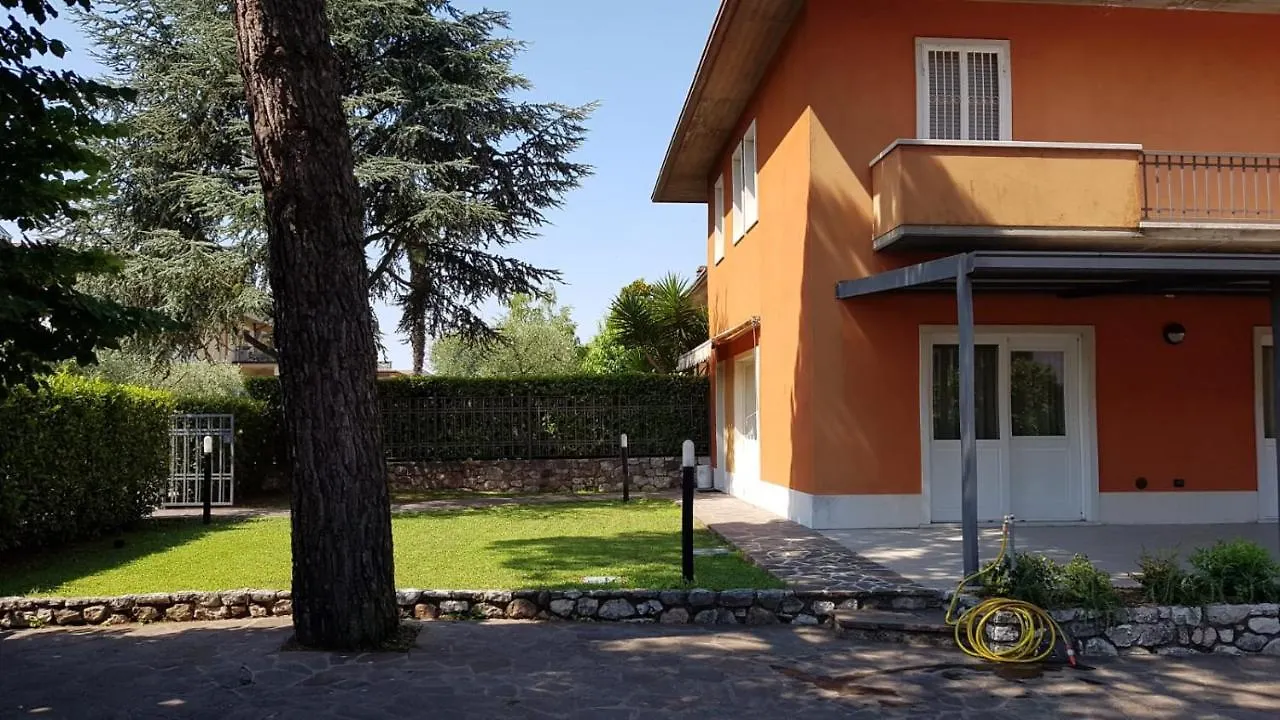Casa Mari Apartment Garda  0*, Garda (Verona) Italy